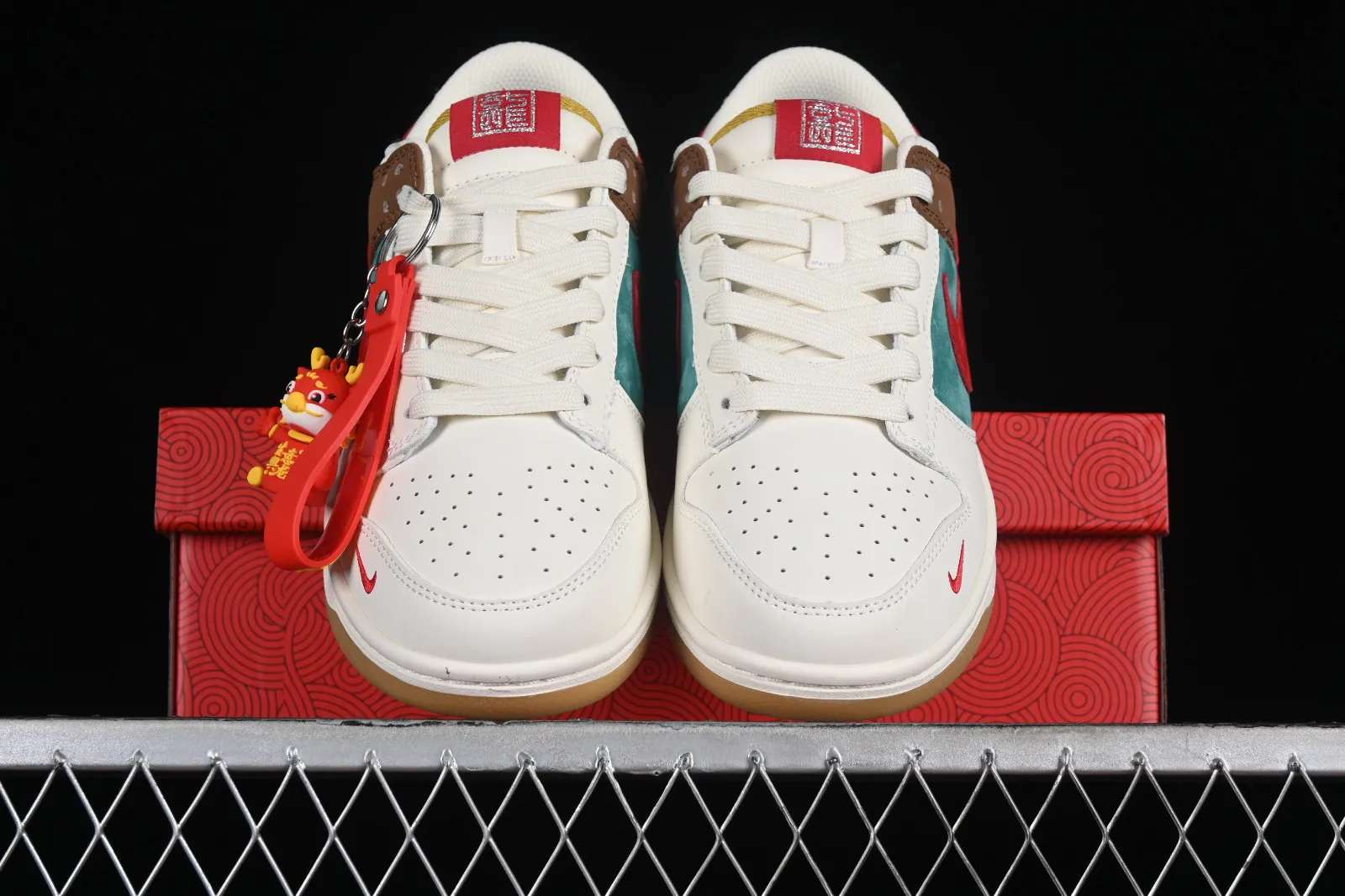 Nike SB Dunk Low CNY Off White Brown Red Green GJ8309-933