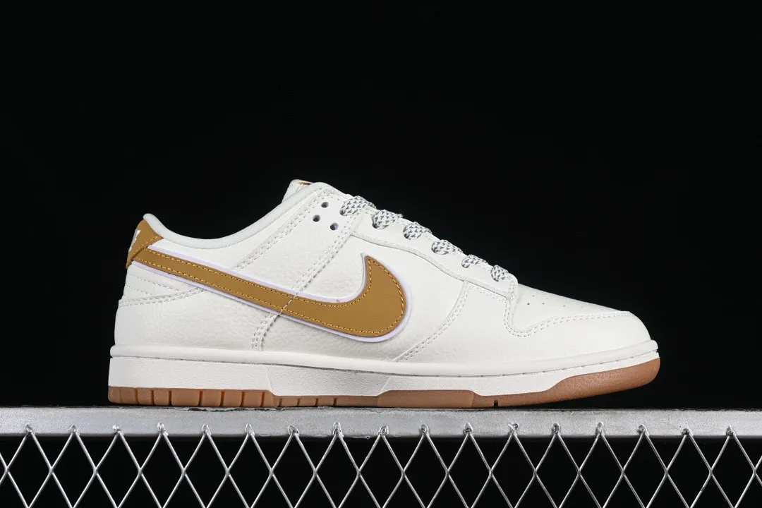 Nike SB Dunk Low Supreme Off White Brown XH0923-339