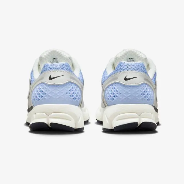 Nike Women's Air Zoom Vomero 5 (Royal Tint/ Photon Dust/...
