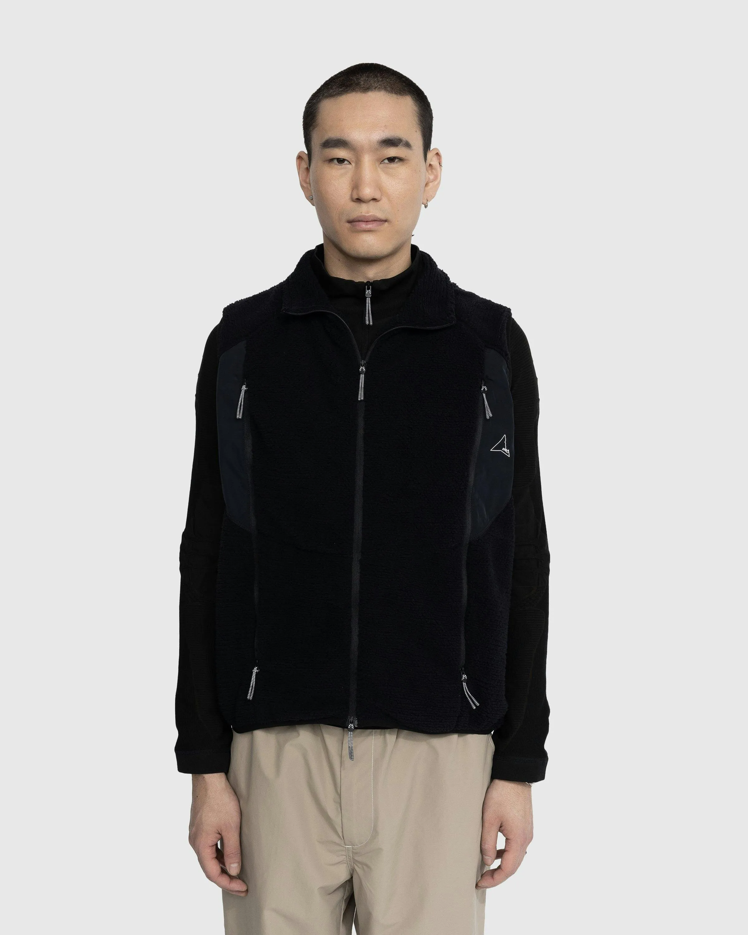 ROA – Polar Fleece Vest Black | Highsnobiety Shop