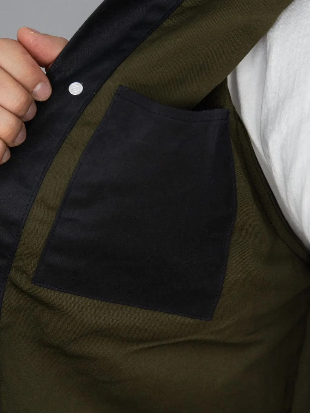 Rogue Territory Waxed Canvas Supply Vest Black