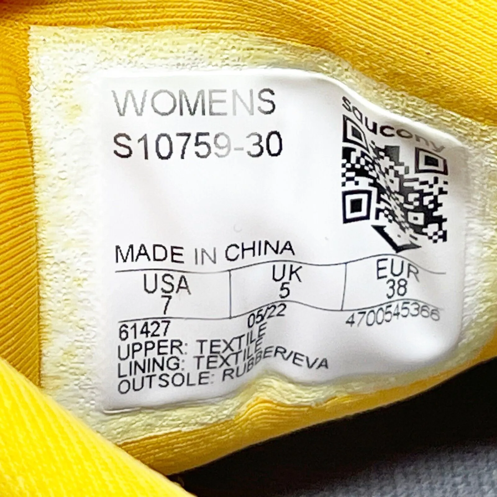 Saucony Womens Triumph 20 S10759-30 Yellow Running Shoes Sneakers Size 7