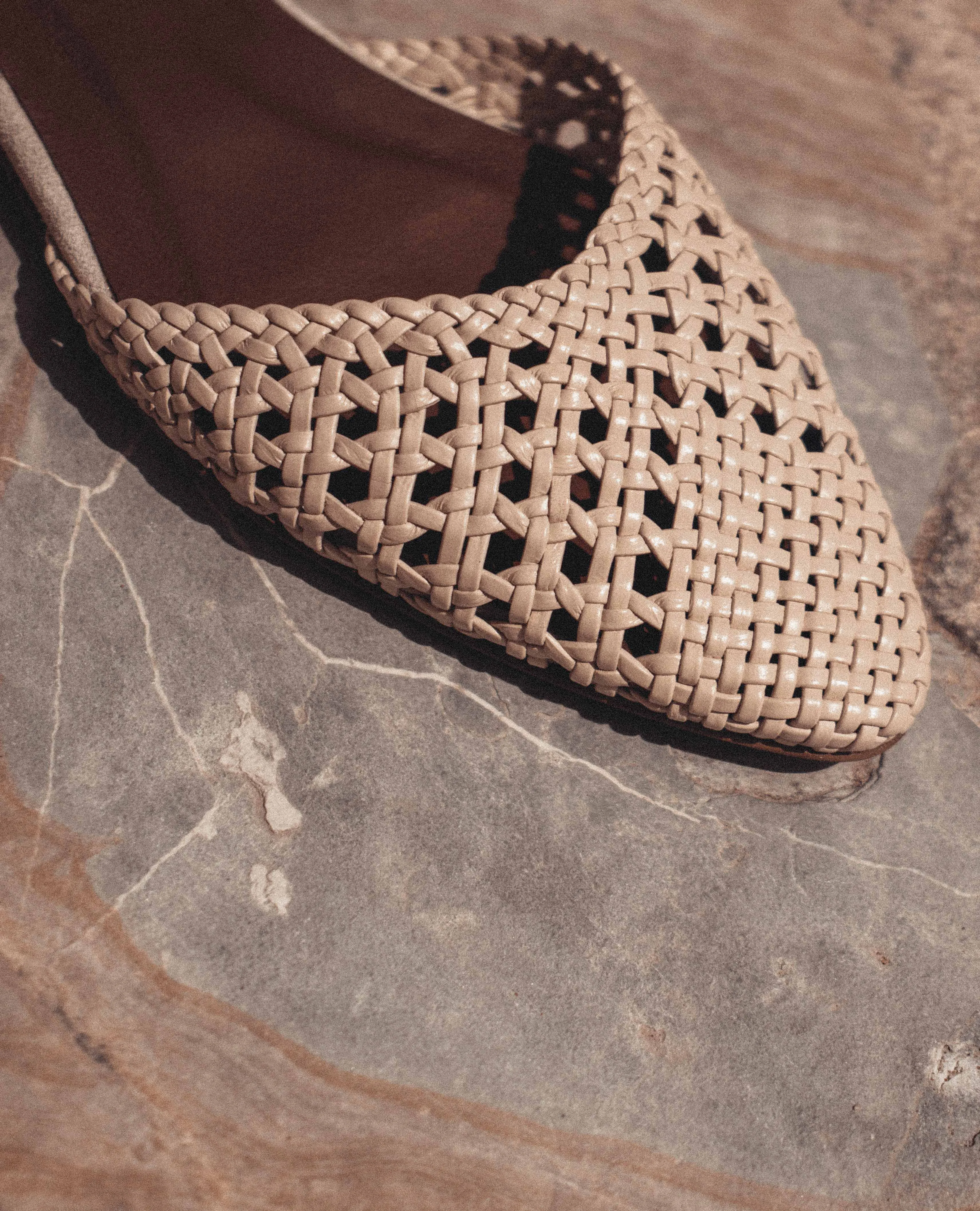 Senara 10 Hand-braided leather Vanilla cream