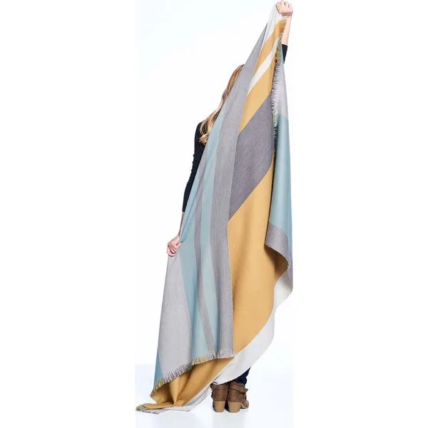 Shupaca Reversible Alpaca Throw Blanket, Mustard Weed