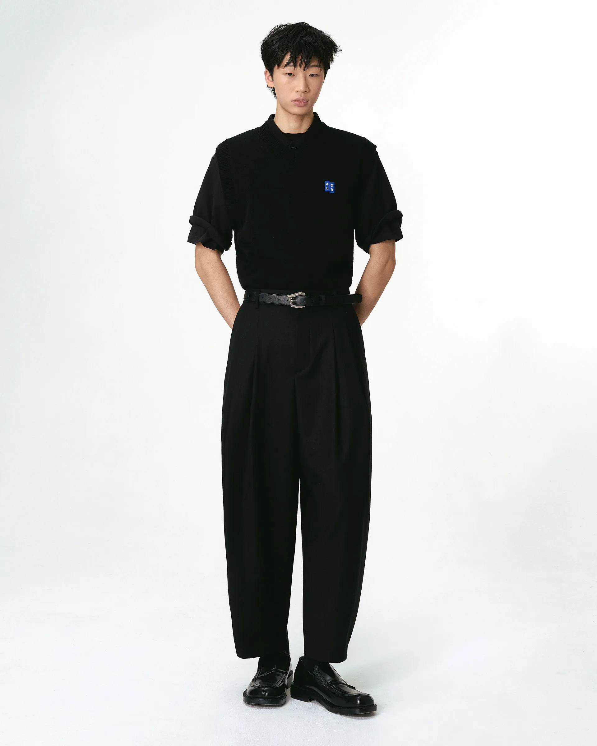Sig; TRS Tag knit vest 01