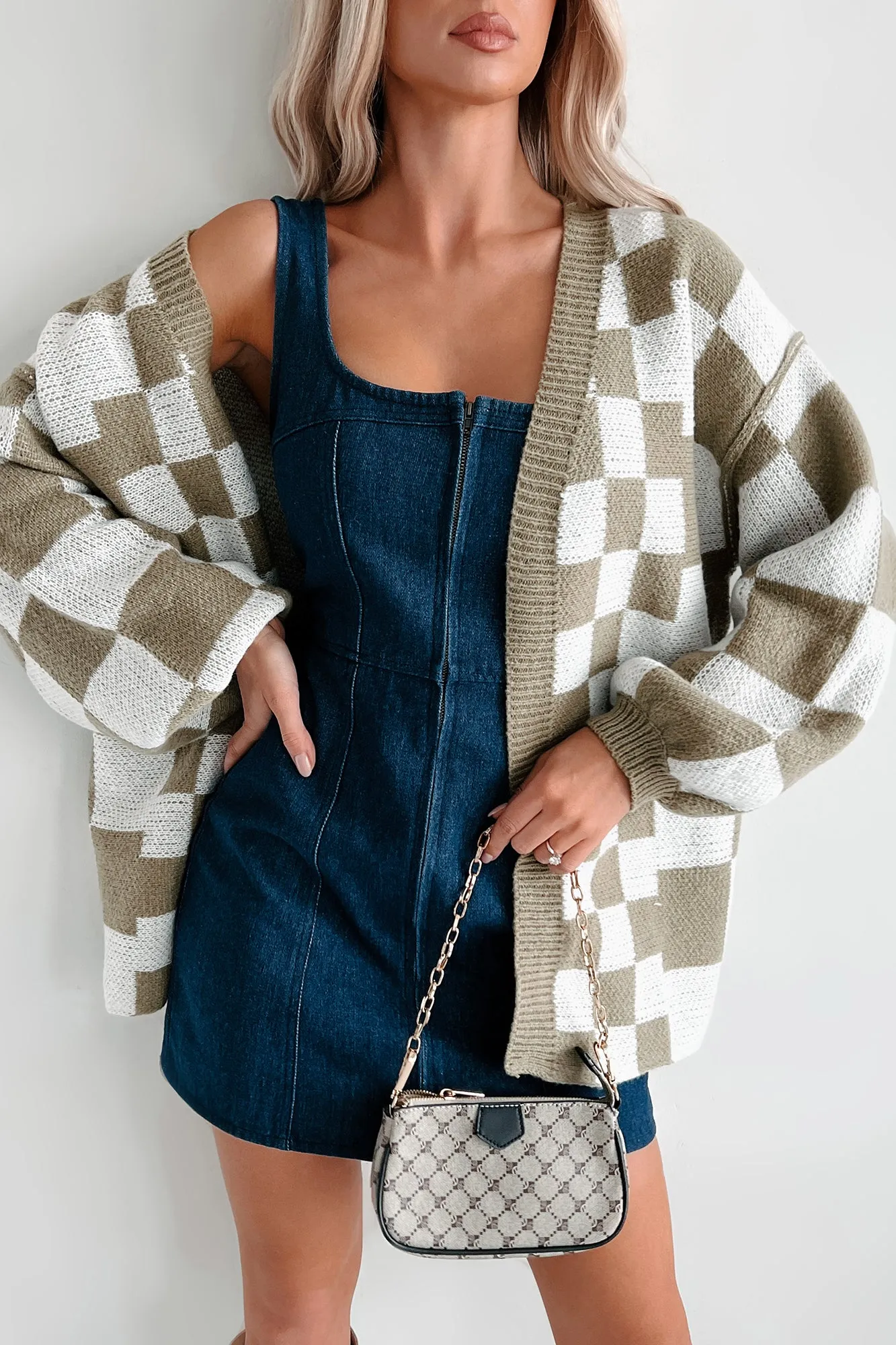 Skating The Issue Checker Cardigan (Matcha)
