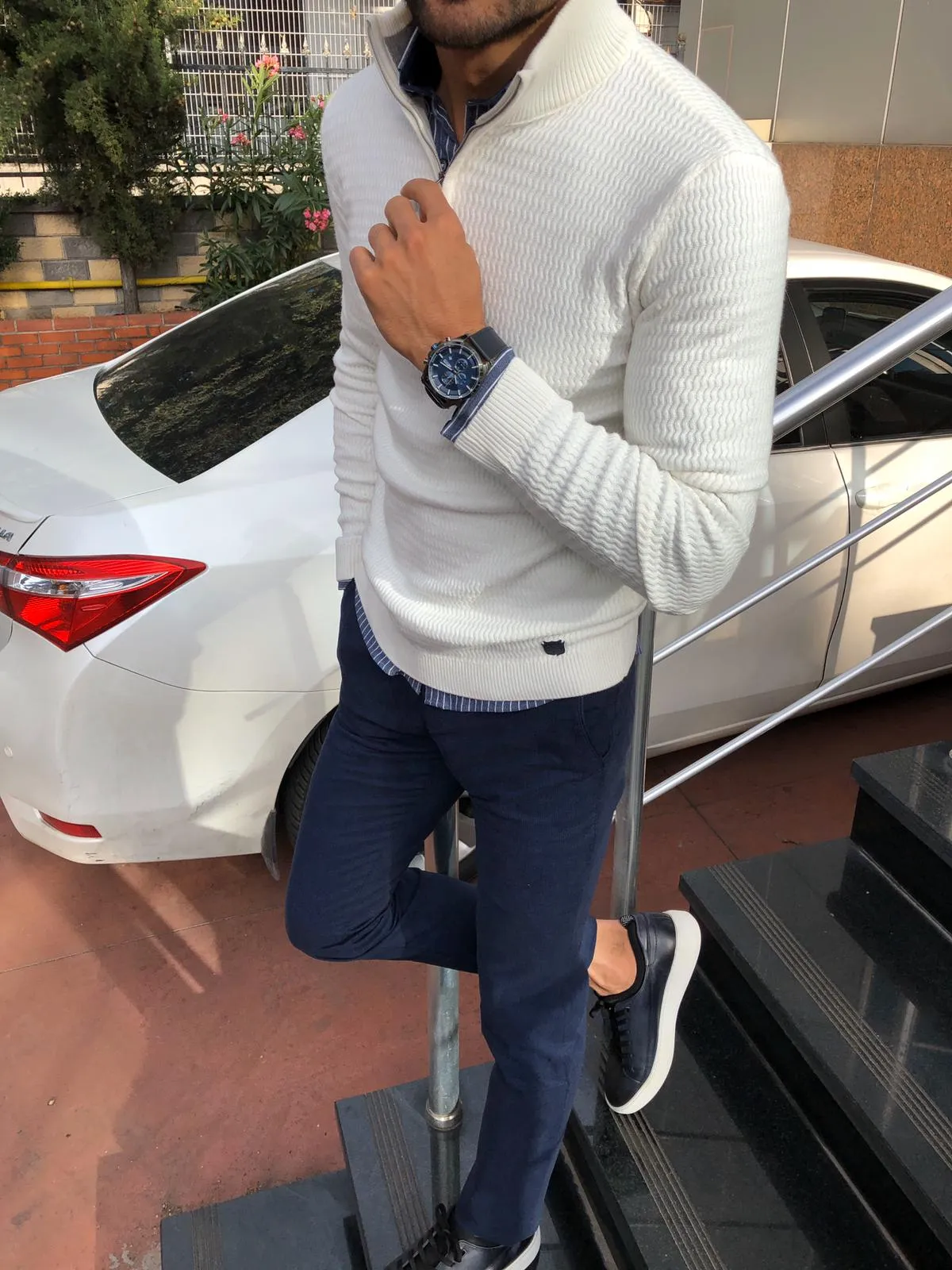 Slim-Fit Zippered Half-Necked Knitwear Ecru