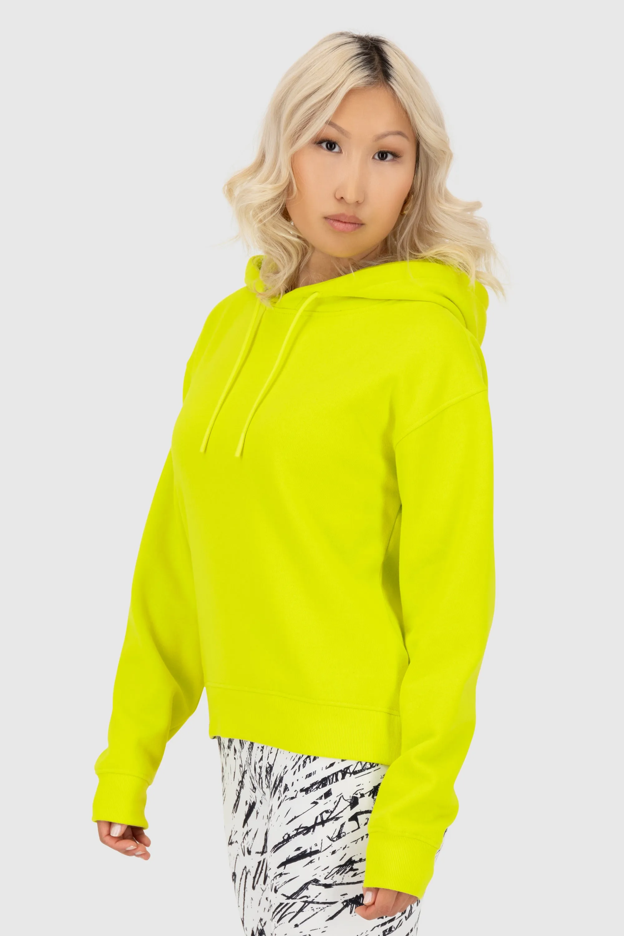 ThaneeAK A Hoodie Hellgrün