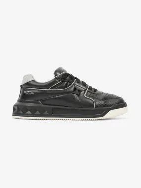 Valentino One Stud Sneakers Black / Grey Leather EU 40 UK 6