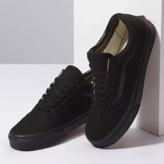 Vans Canvas Old Skool Sneakers - Unisex Sizing