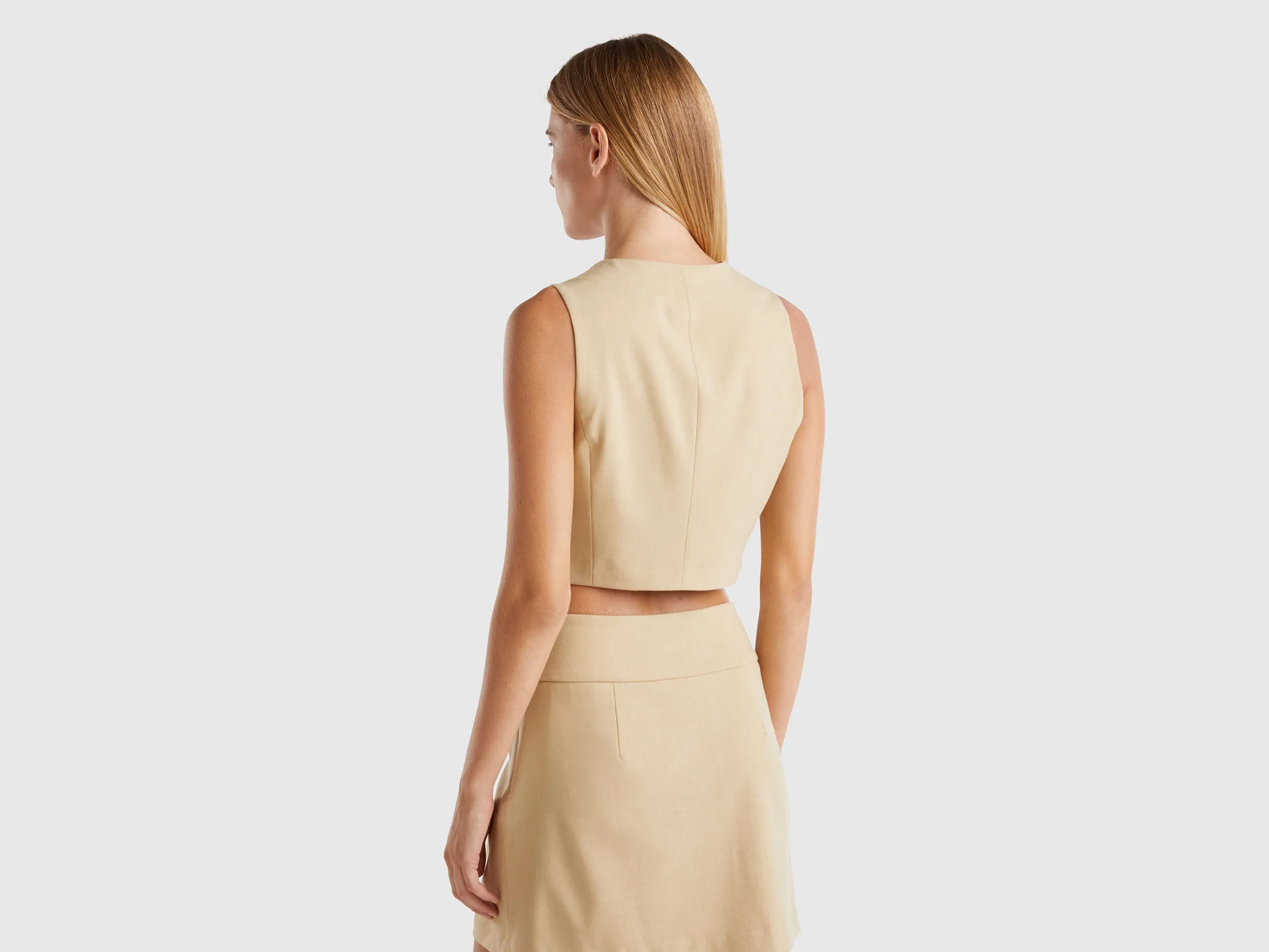 Viscose blend vest - Beige | Benetton