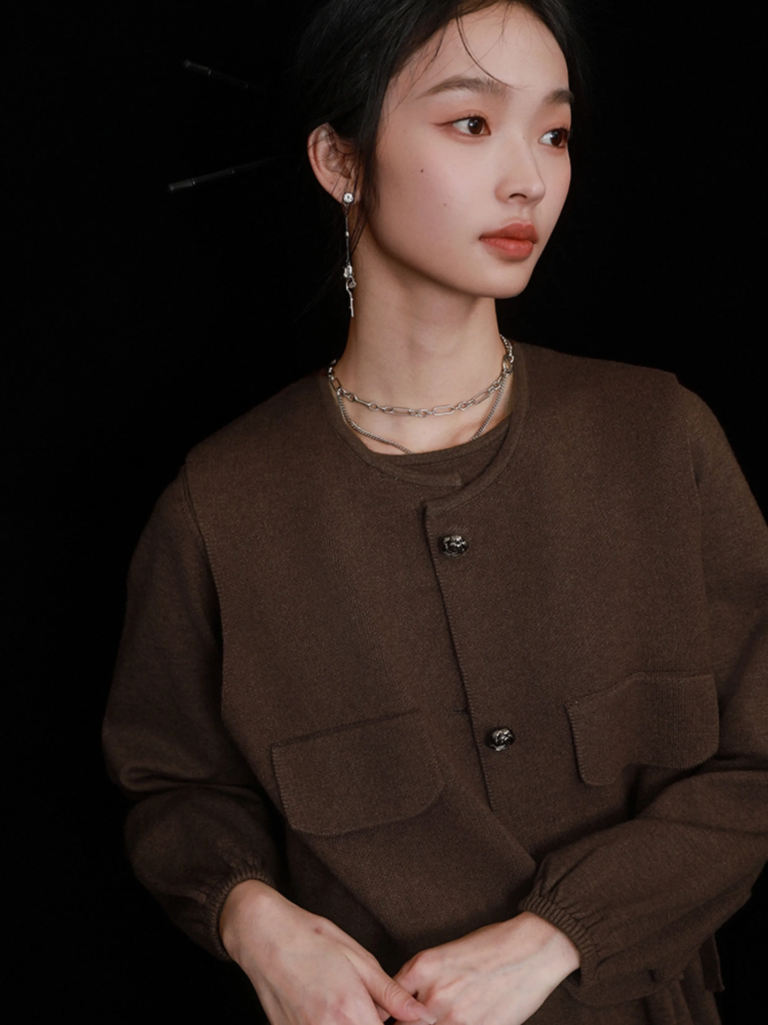 Waist Ribbon Mid-Length Knitted Dress & Short Vest Set-up