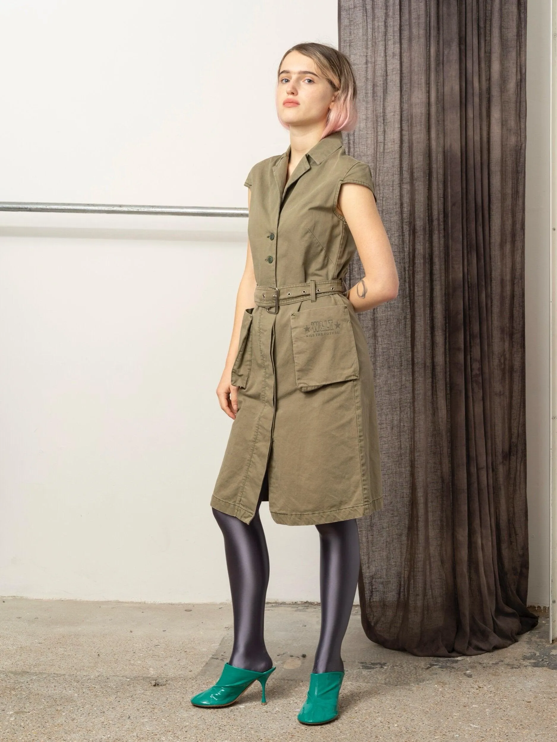 W< Dress