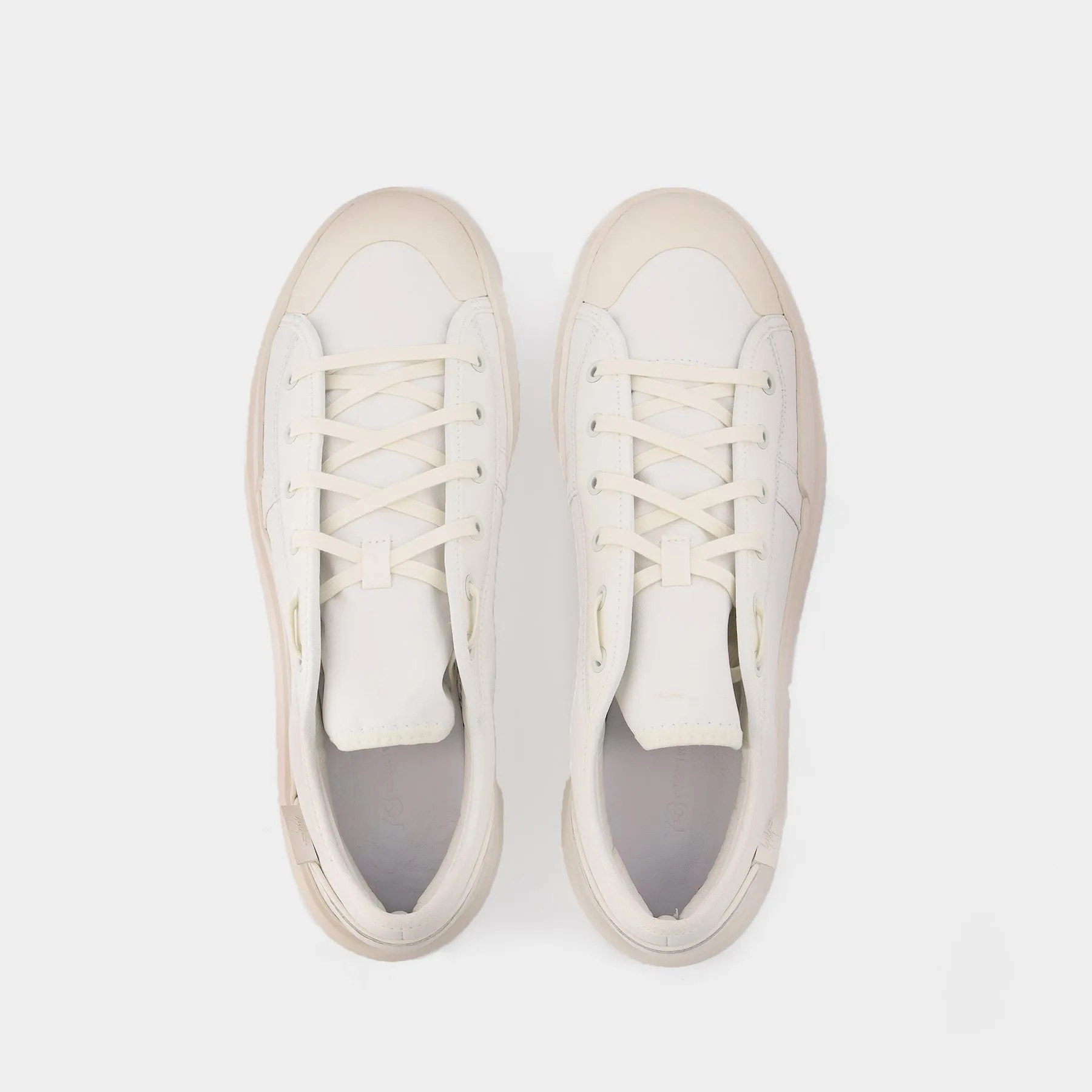 Y-3  Y-3 Ajatu Court Low Sneakers in White