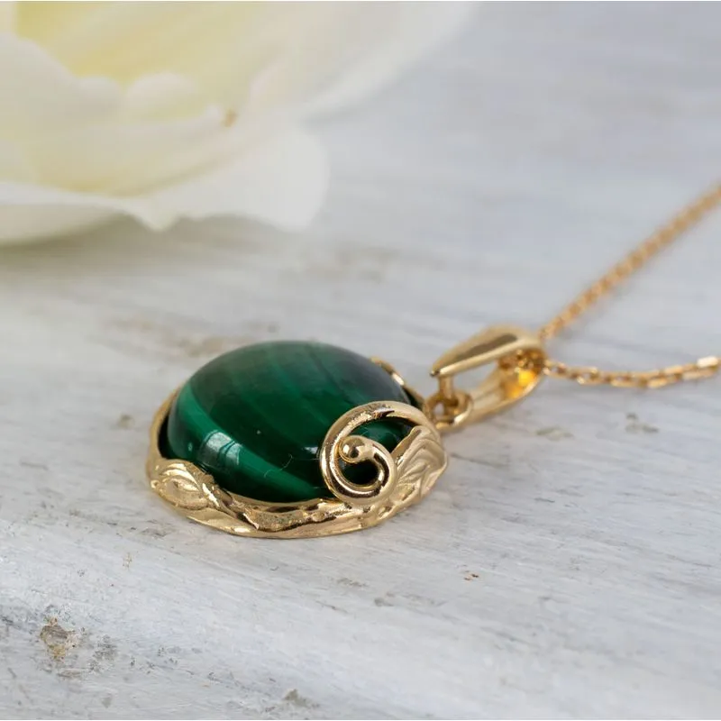 Yellow Gold Plated Round Green Malachite 14mm Pendant